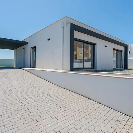 Yama House * Canelas (Aveiro)