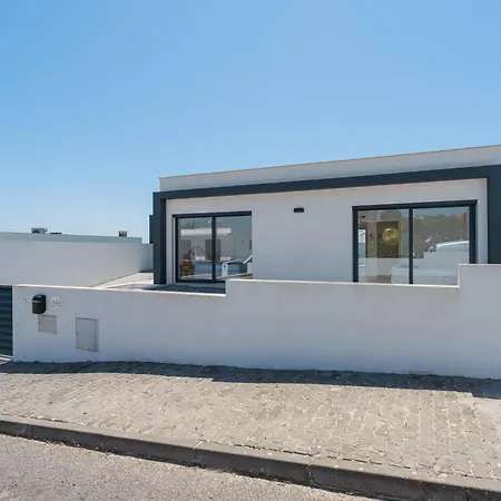Villa Yama House
