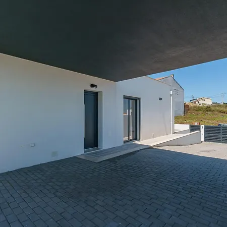 Villa Yama House
